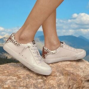 NIB Mi,im Stylish Women's Sneakers with Leopard Print Size 7